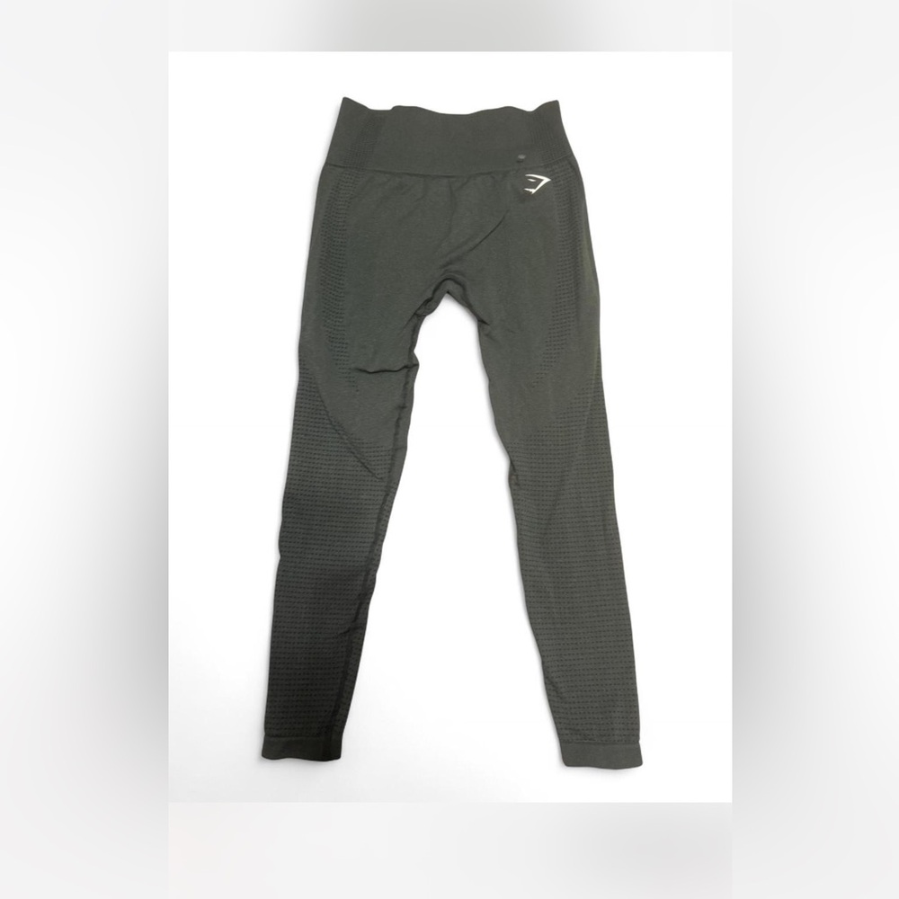 GYMSHARK LEGGINGS SIZE MEDIUM COLOR GREENS.